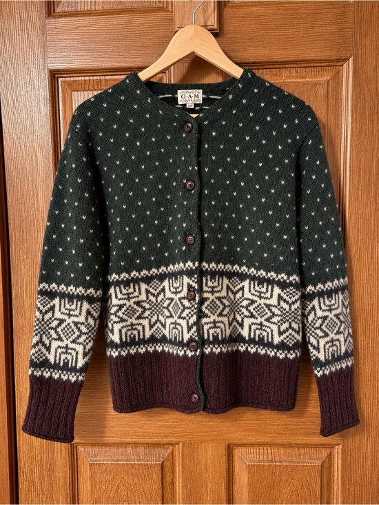 GAM Sweaters - Forest Green & Cream Nordic Wool Cardigan with Brown Hem